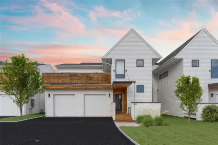 Christopher way condo