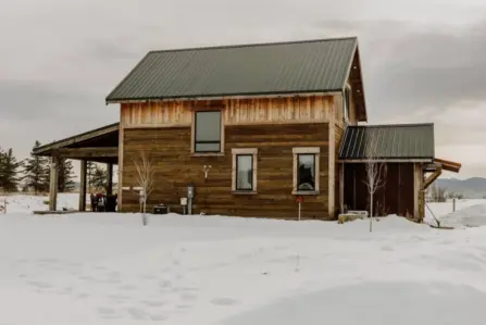 Bozemancabinnearairport