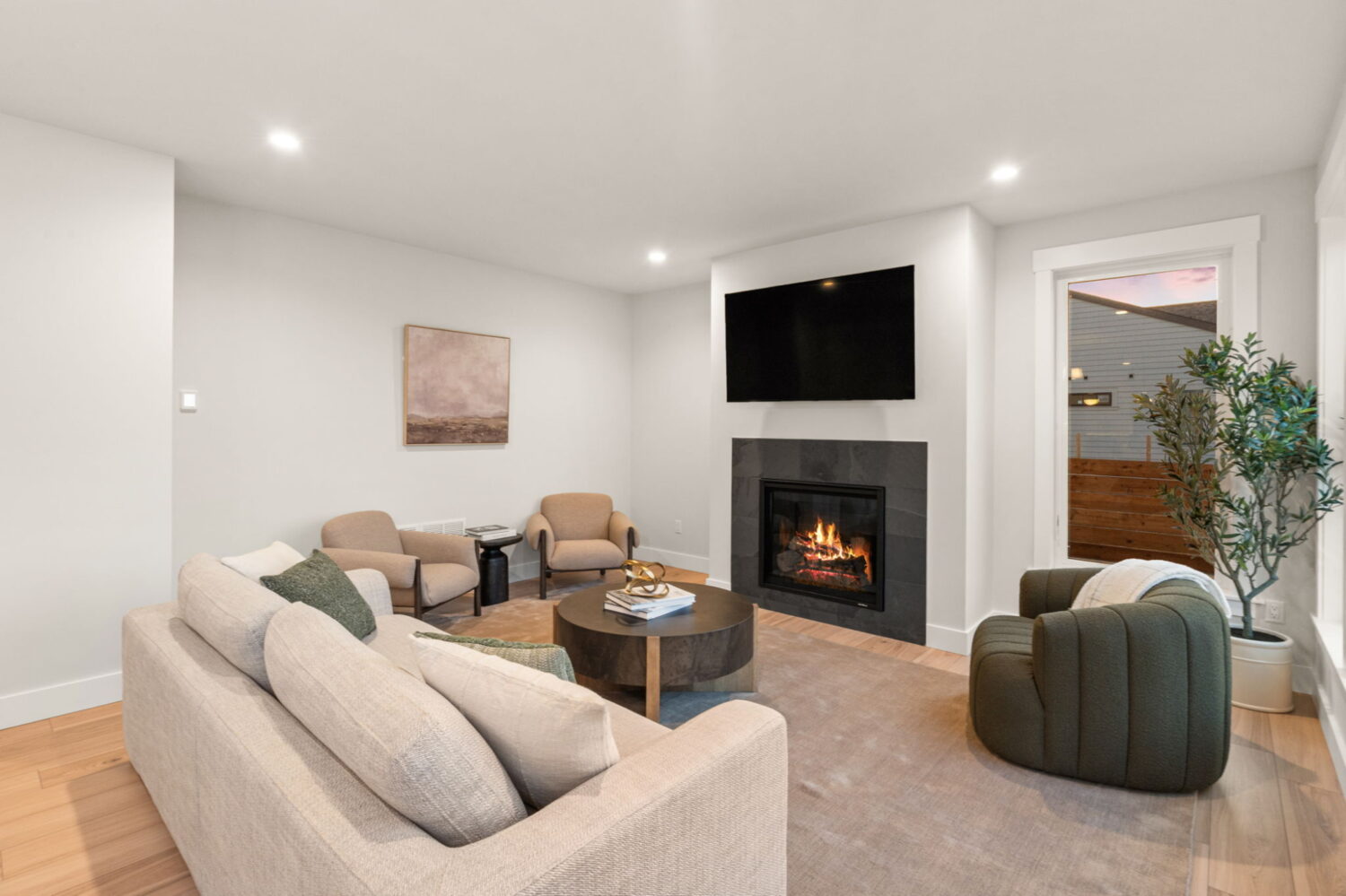 1511 Scotch Pine Lane 84