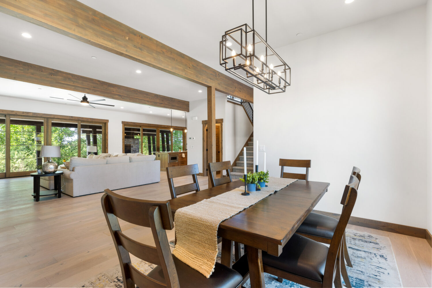 33 Leachman Interiors 14 17