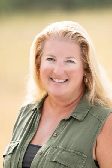 Kathleen Vaughn Headshot